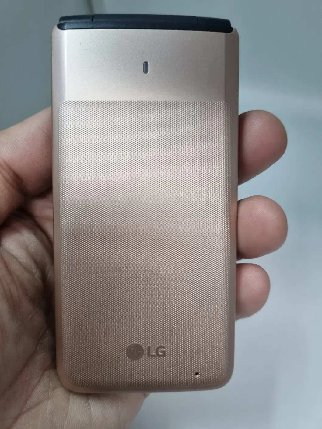 LG 폴더 Y110 판매합니다. 효도폰 수능폰 고삼폰